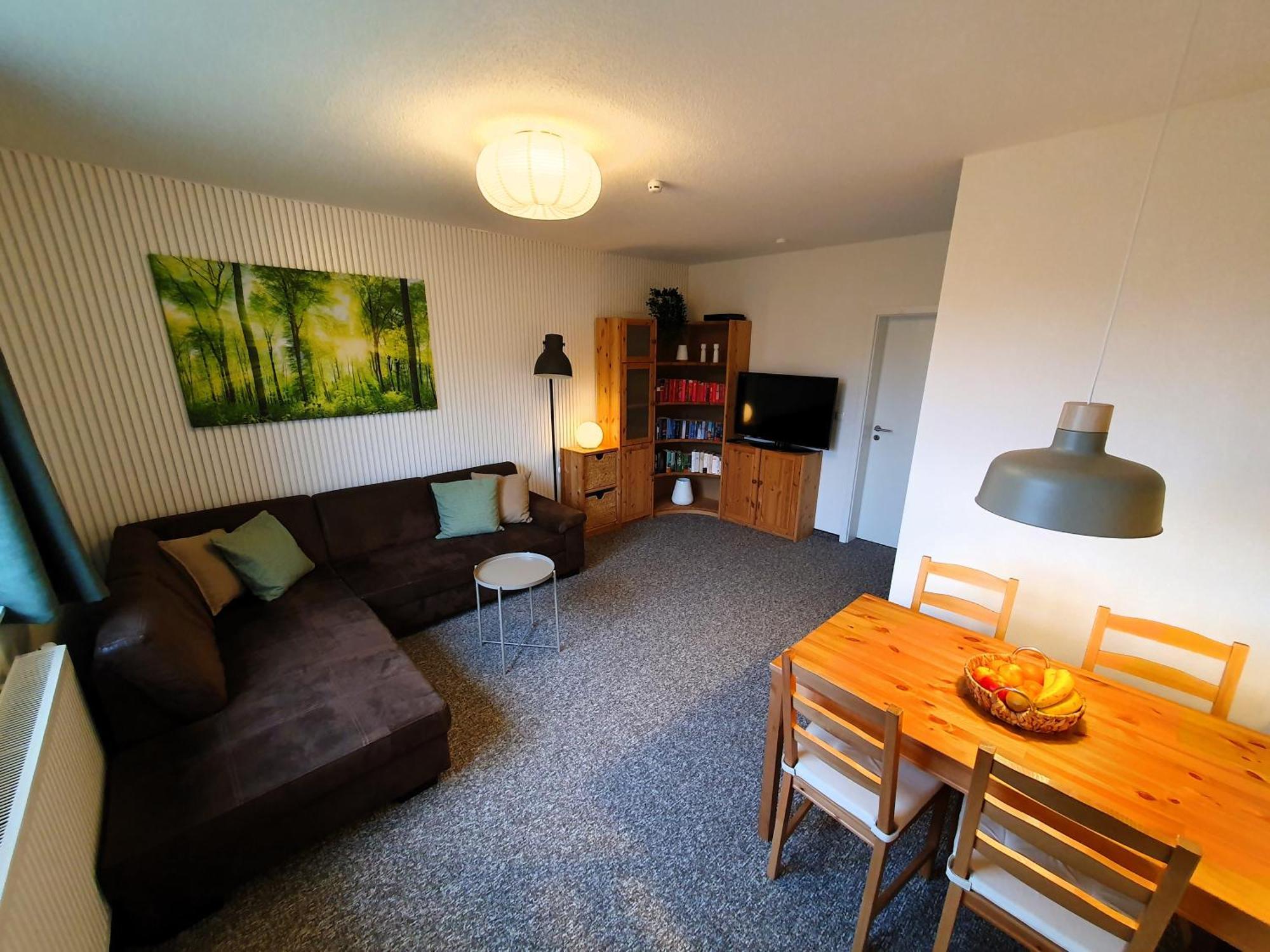 Radfreundliches Wohlfuehl-Apartment Mit Terrasse Und Parkplatz - Fewo Woody Шверин Экстерьер фото